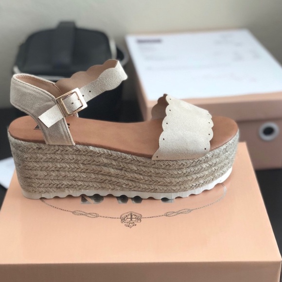 Espadrille Wedge scalloped natural Sandal - Picture 7 of 10